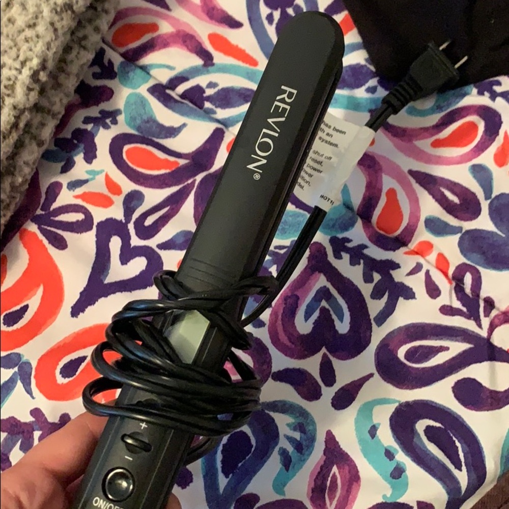 Revlon hair straightener